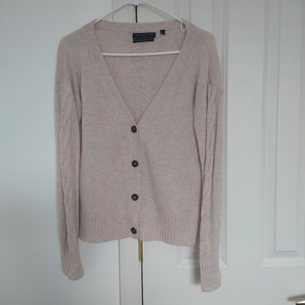 Sweater/Cardigan
